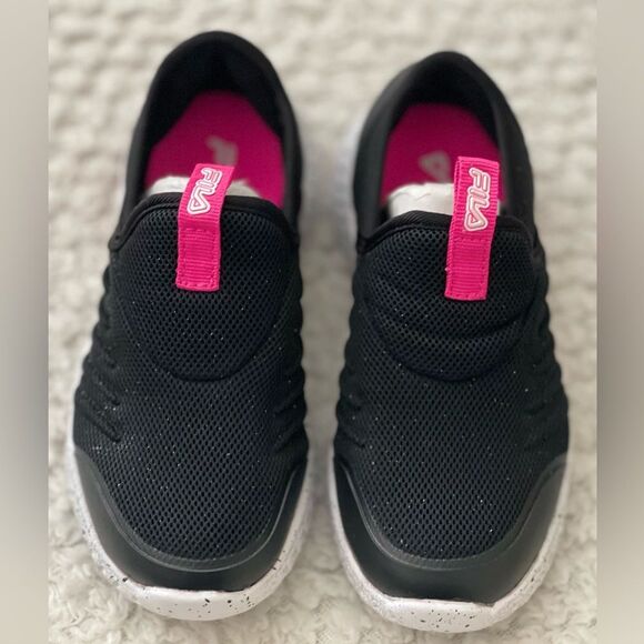 Fila Alento, Kids Running Shoes, Black/Pink/White Easy Pull On Lace Free Size 11 - Picture 6 of 7